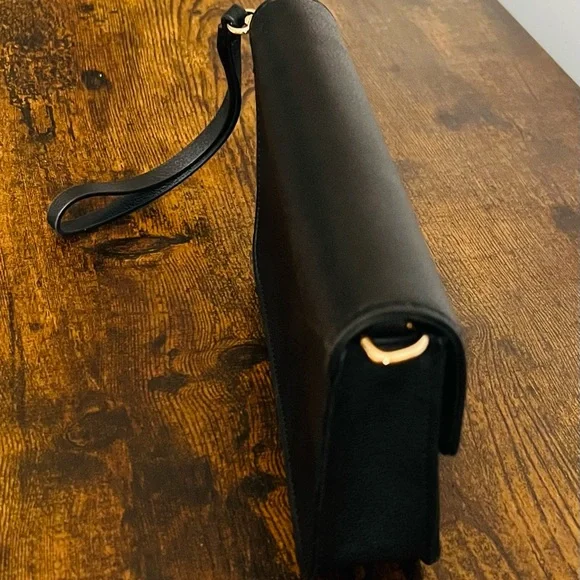 Nine West Black Wristlet – New Without Tag - Picture 5 of 6